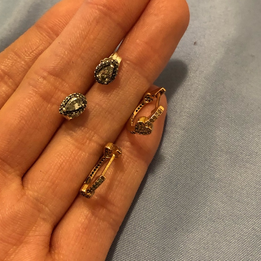 Two pairs Pandora earrings
